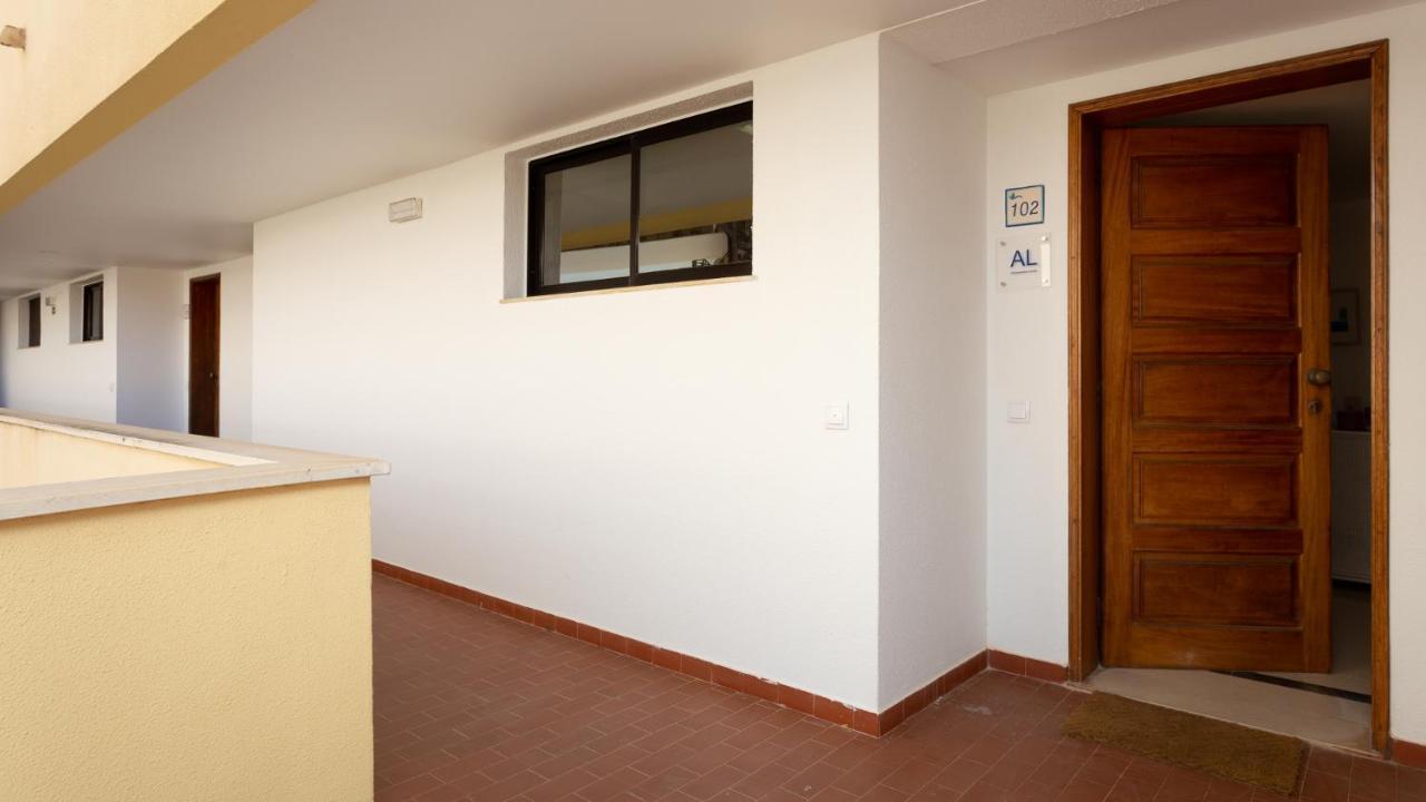Marina 2Bdr Apartment With Balcony & Pool - 5Min From Beach By Lovelystay Quarteira Exterior foto